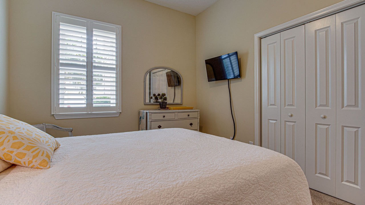 Photo of Bedroom in American Beach
