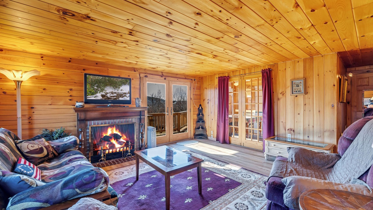 Photo of Livingroom in Aquashicola