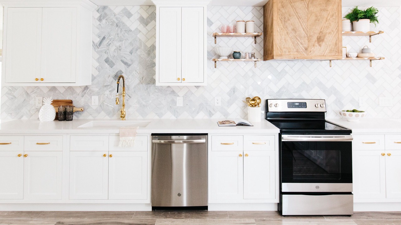 Photo of Kitchen in Scottsdale Estates Eleven