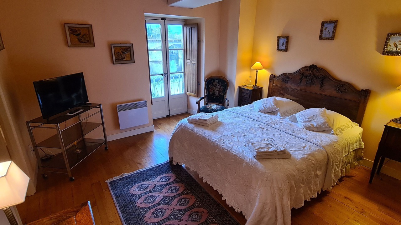 Photo of Bedroom in Mansle