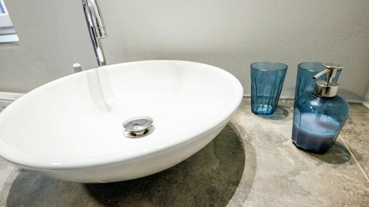 Photo of Bathroom in Pians
