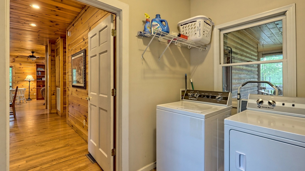 Photo of Bedroom in Blairsville