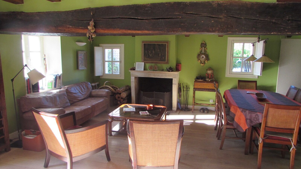 Photo of Livingroom in Chitenay