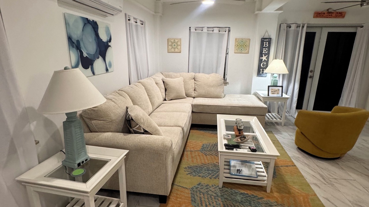 Photo of Livingroom in Cane Bay