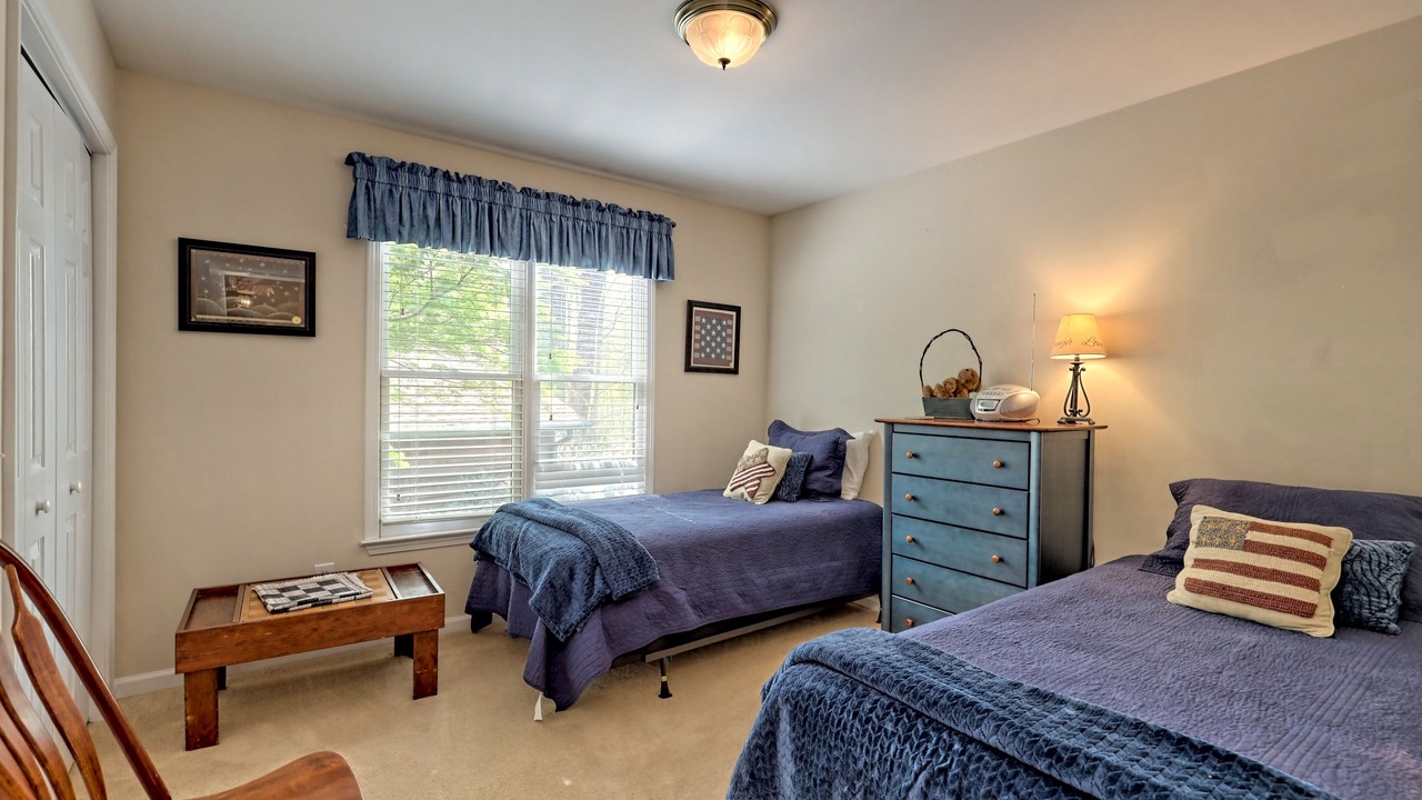 Photo of Bedroom in Eagles View