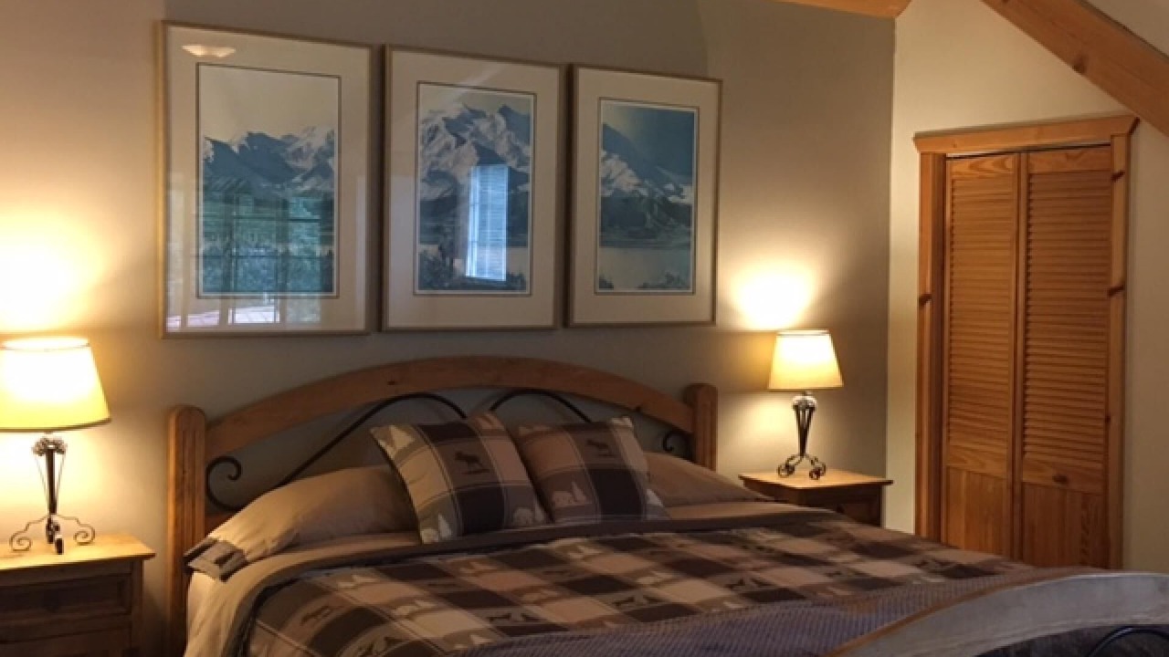 Photo of Bedroom in Crown Point