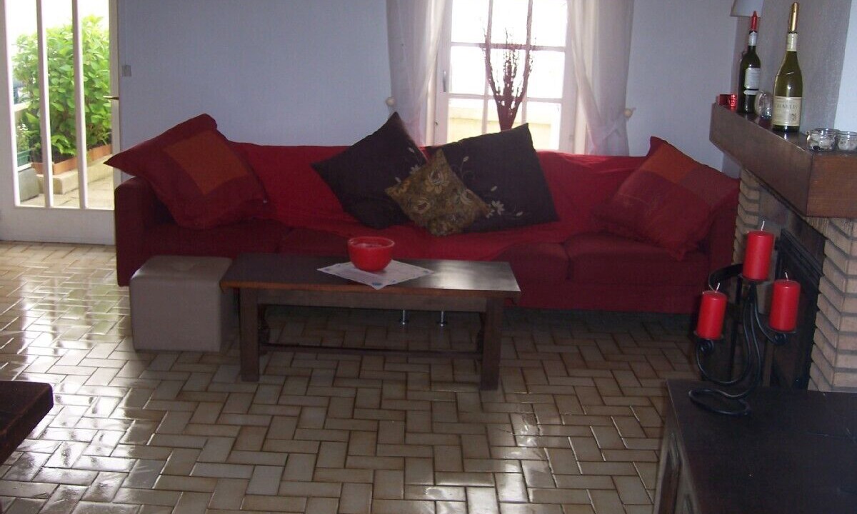 Photo of Livingroom in Dineault