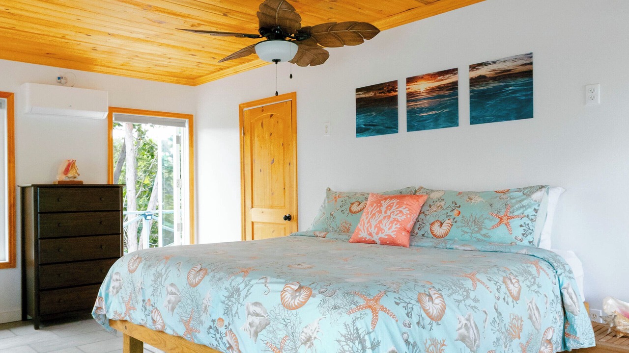 Photo of Bedroom in Kemps Bay