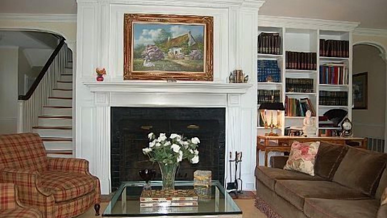 Photo of Livingroom in Shoreby Hill