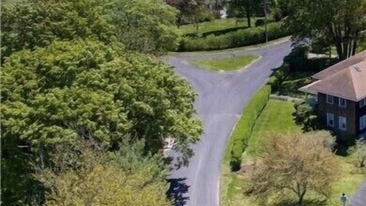 Photo of Others in Shoreby Hill