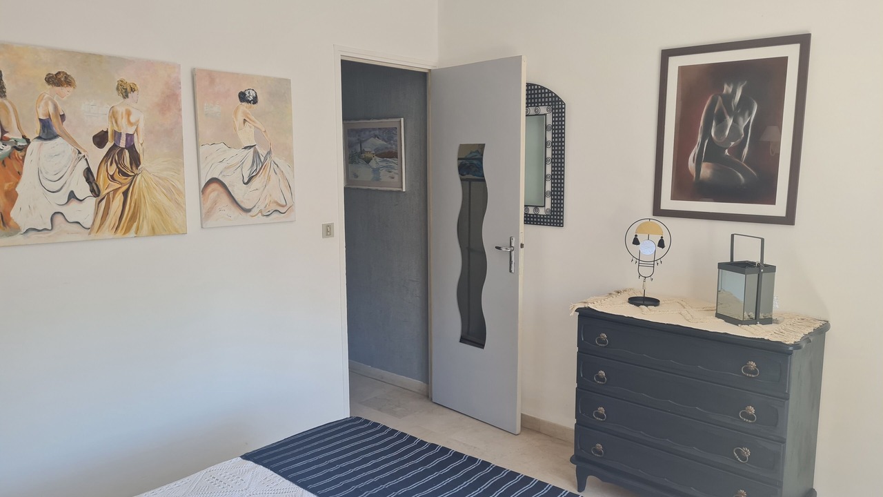 Photo of Bedroom in L'Isle-sur-la-Sorgue