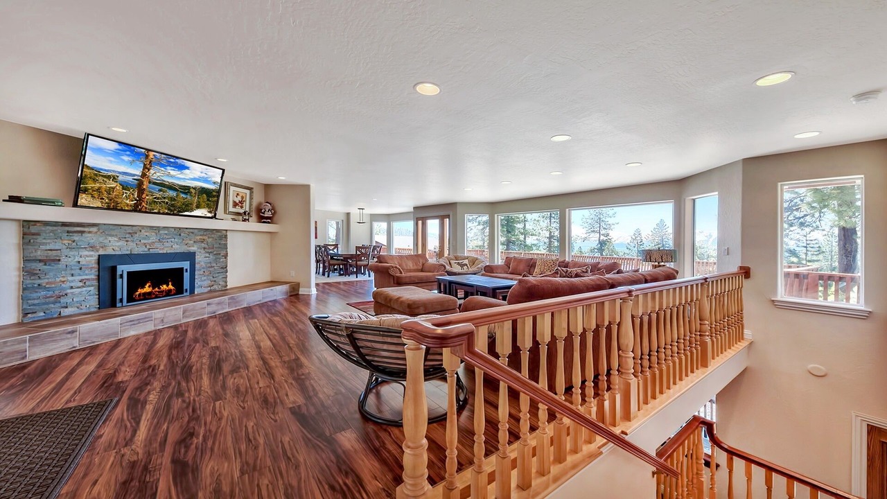 Photo of Livingroom in Zephyr Cove