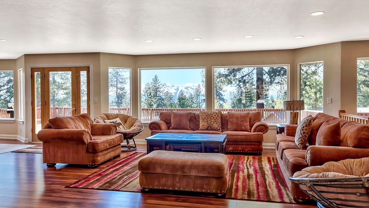 Photo of Livingroom in Zephyr Cove