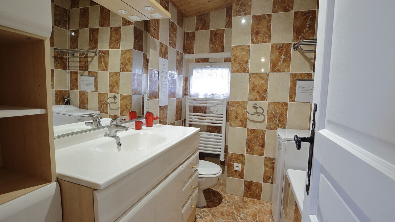 Photo of Bathroom in Perche-en-Noce