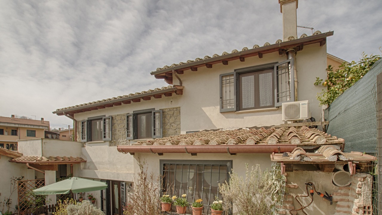 Photo of Outdoor in Lake Bracciano
