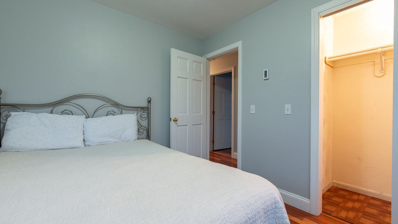 Photo of Bedroom in Eastward Look