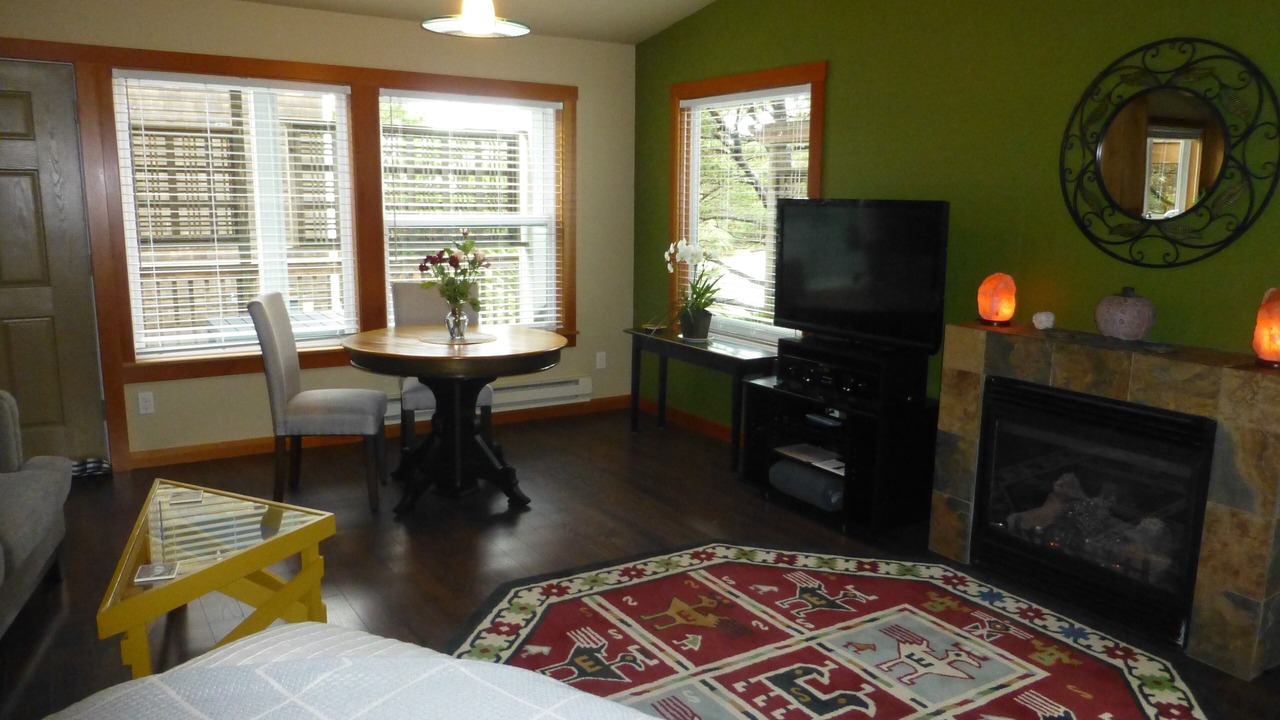 Photo of Bedroom in Manzanita