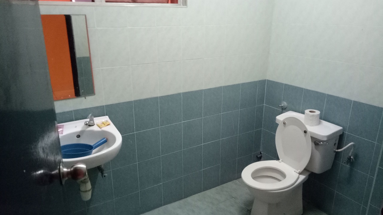 Photo of Bathroom in Taman Melaka Raya
