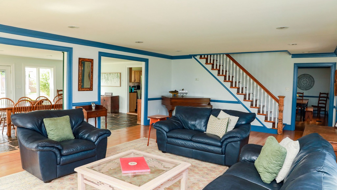 Photo of Livingroom in Schuyler