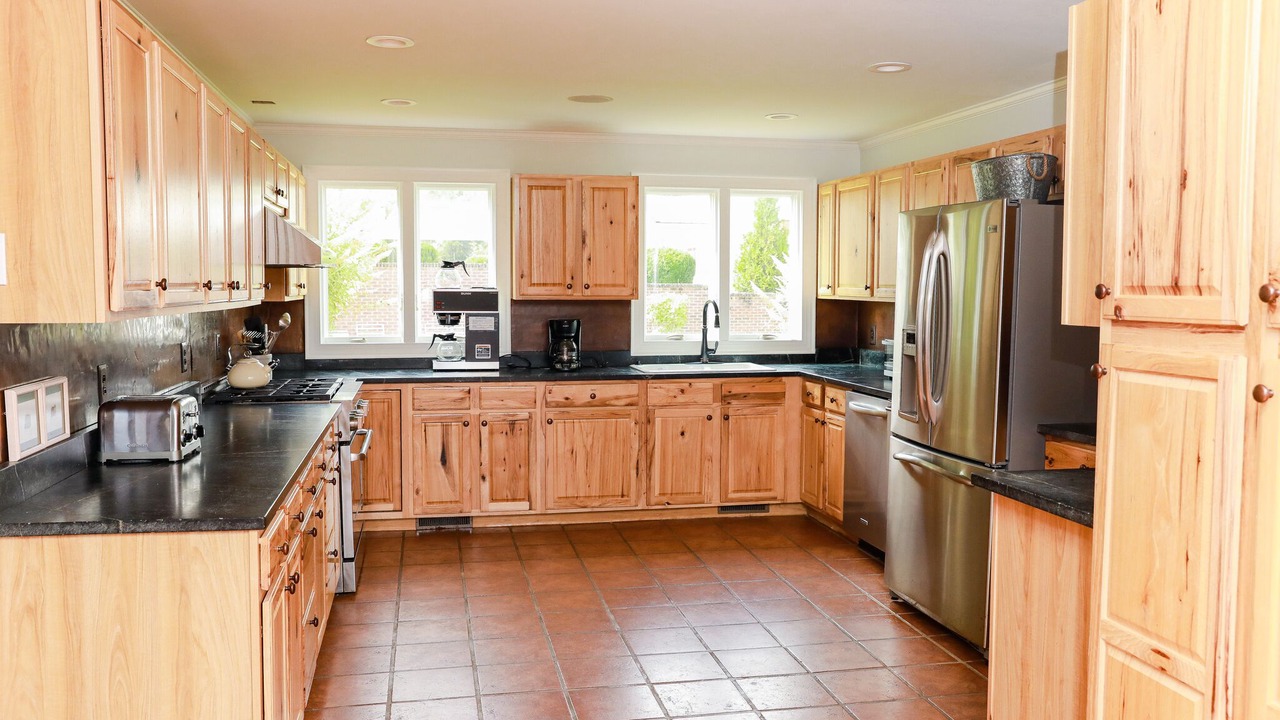 Photo of Kitchen in Schuyler
