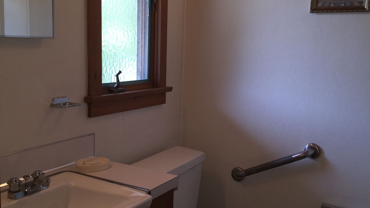 Photo of Bathroom in Weekapaug