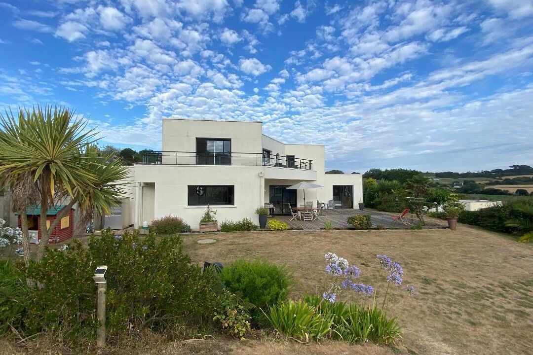 Photo of Outdoor in Treflez