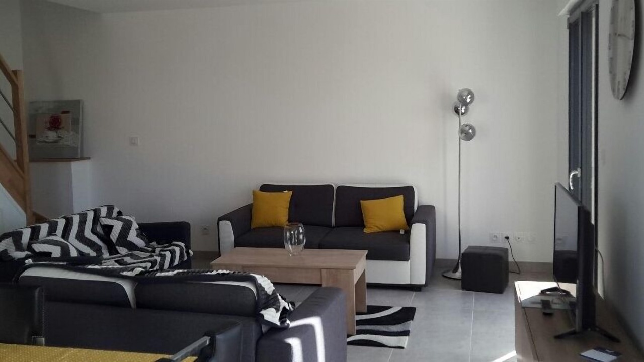 Photo of Livingroom in Saint-Come-de-Fresne
