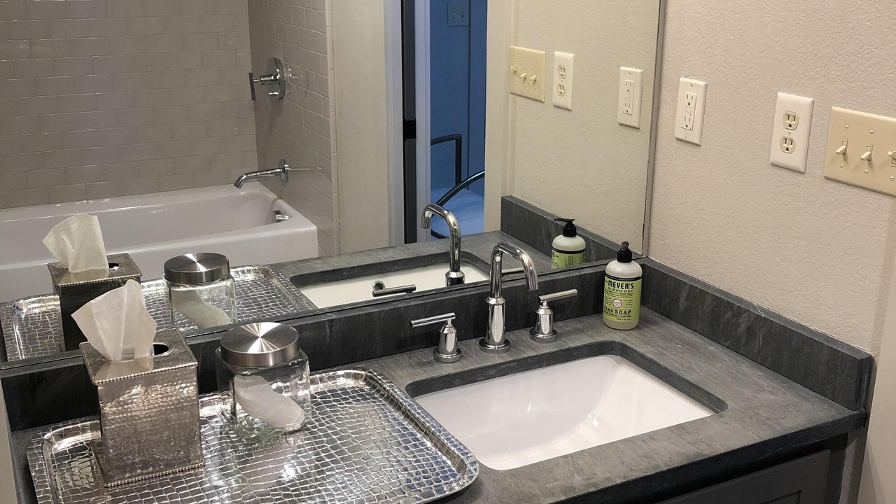 Photo of Bathroom in Klamath Falls
