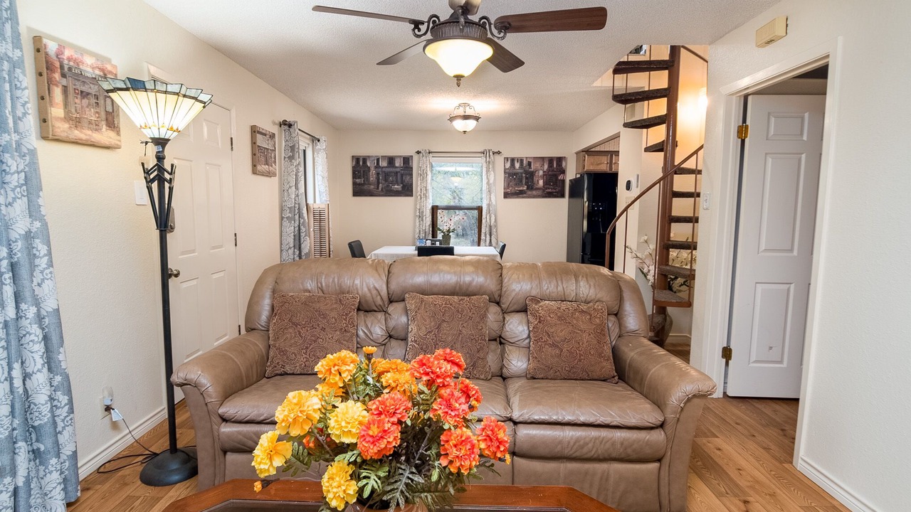 Photo of Livingroom in Wetmore