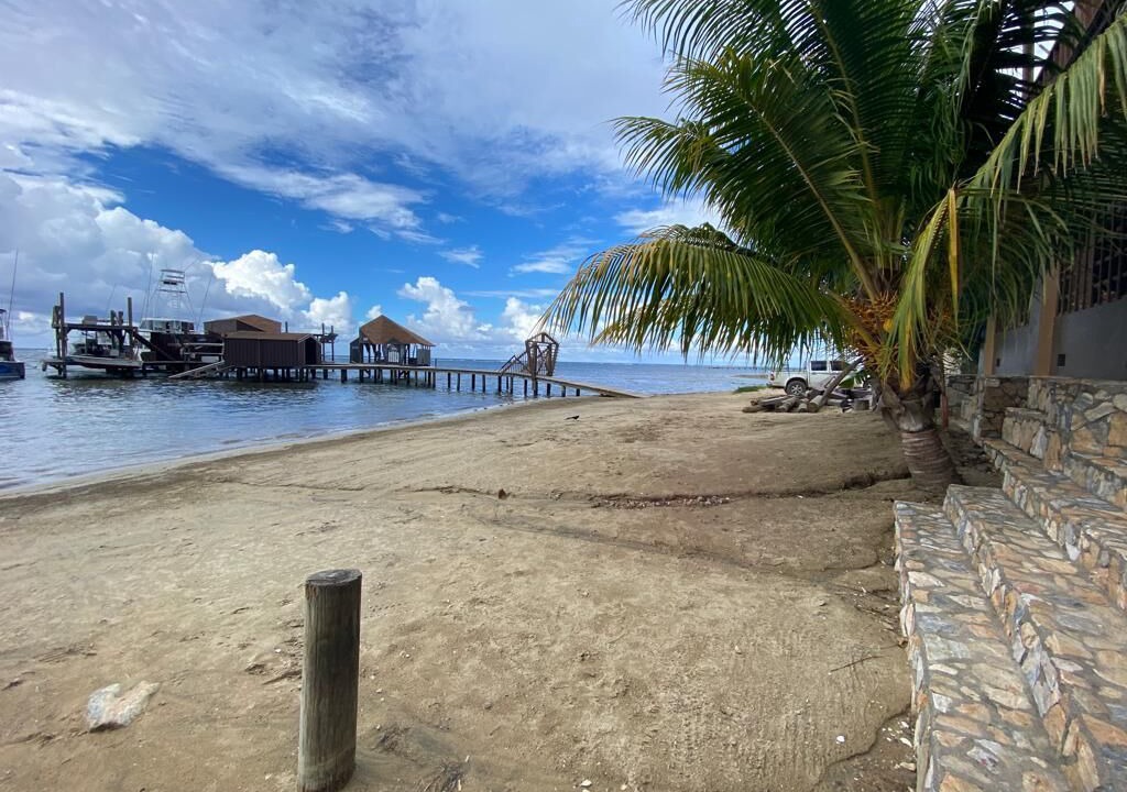 Photo of Others in Antoneys Cay