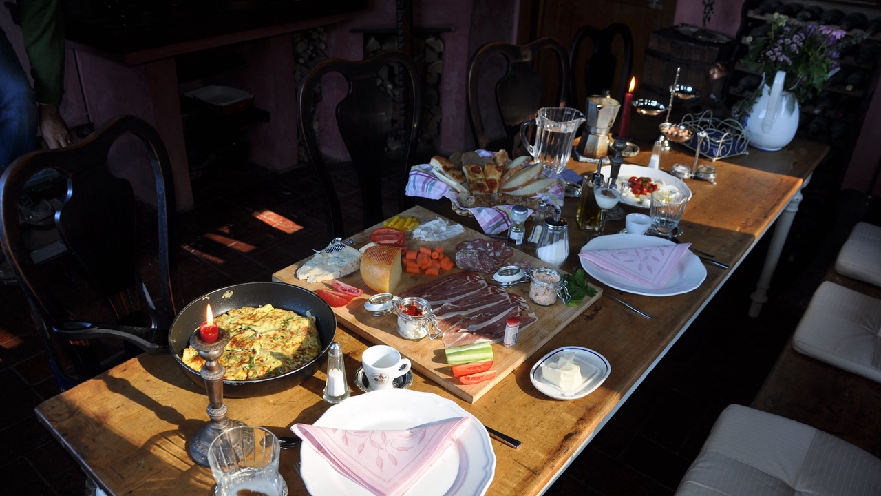 Photo of Others in Aramo