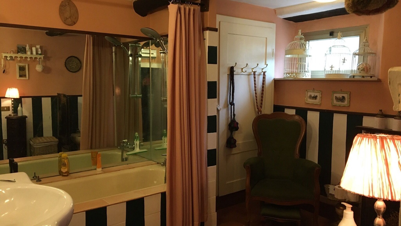 Photo of Bathroom in Aramo