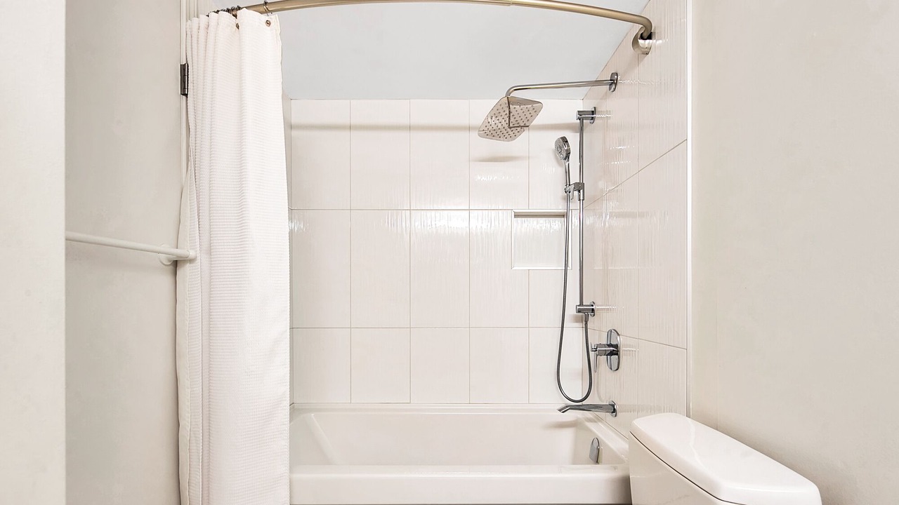 Photo of Bathroom in Coal Harbour