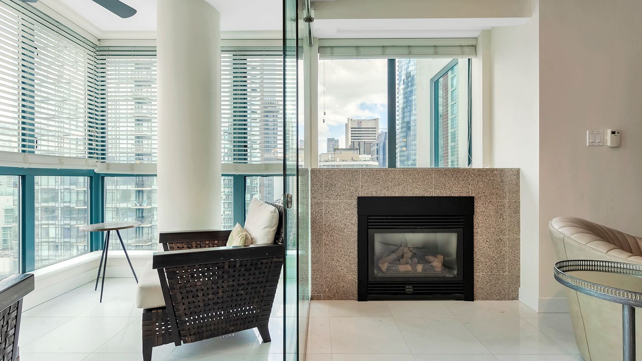 Photo of Livingroom in Coal Harbour