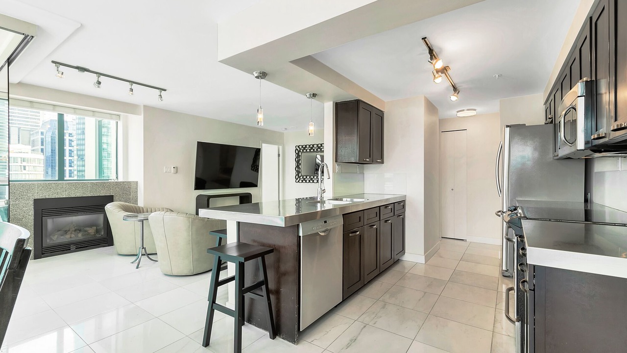 Photo of Kitchen in Coal Harbour