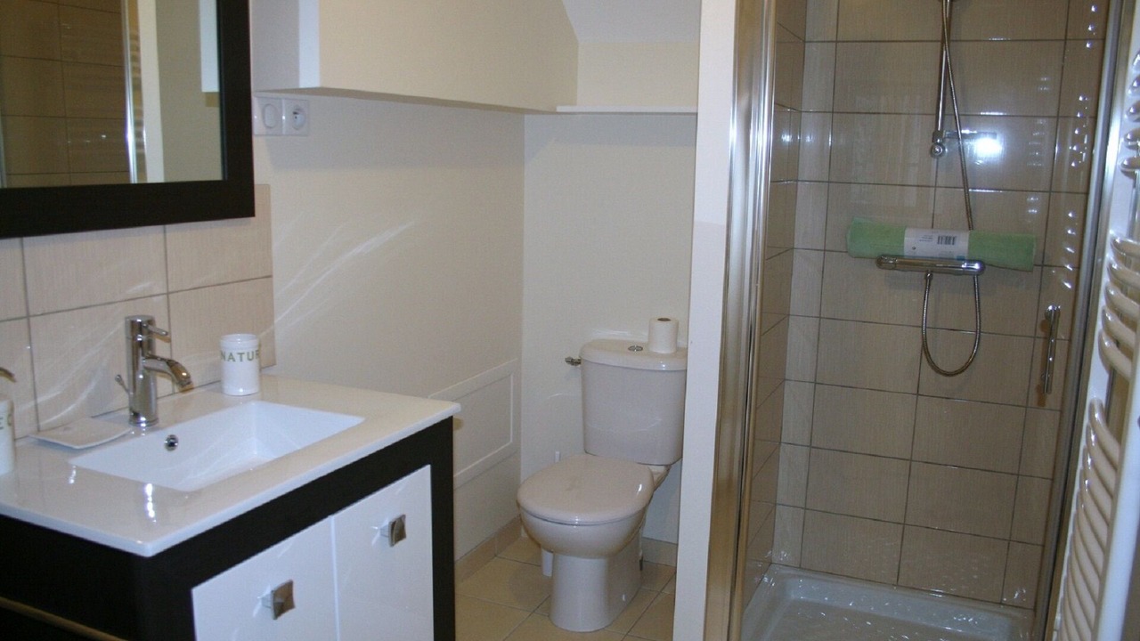 Photo of Bathroom in Saillans