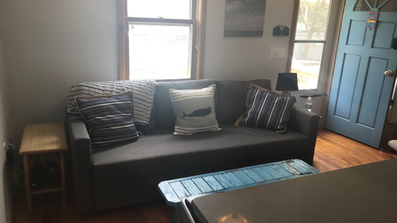 Photo of Livingroom in Narragansett Pier