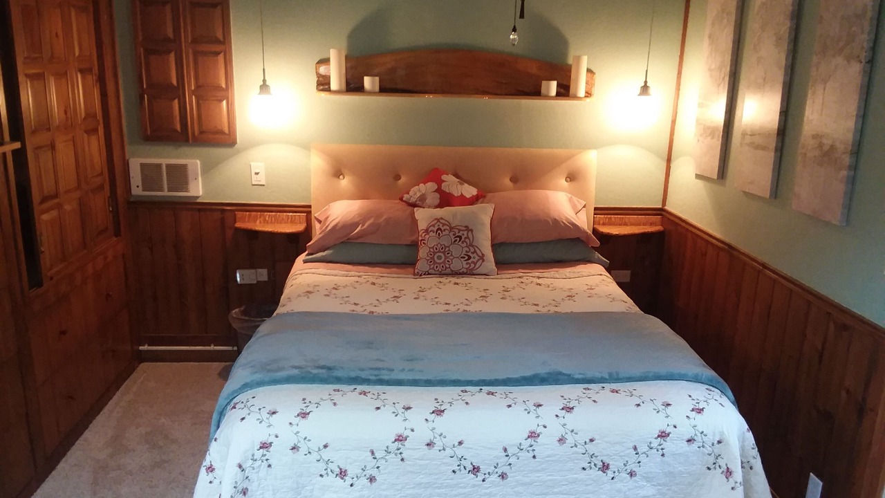 Photo of Bedroom in Port Angeles