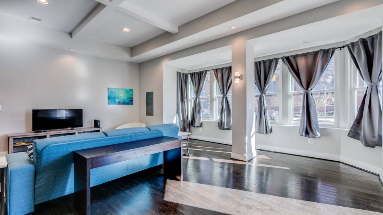 Photo of Livingroom in Capitol Hill