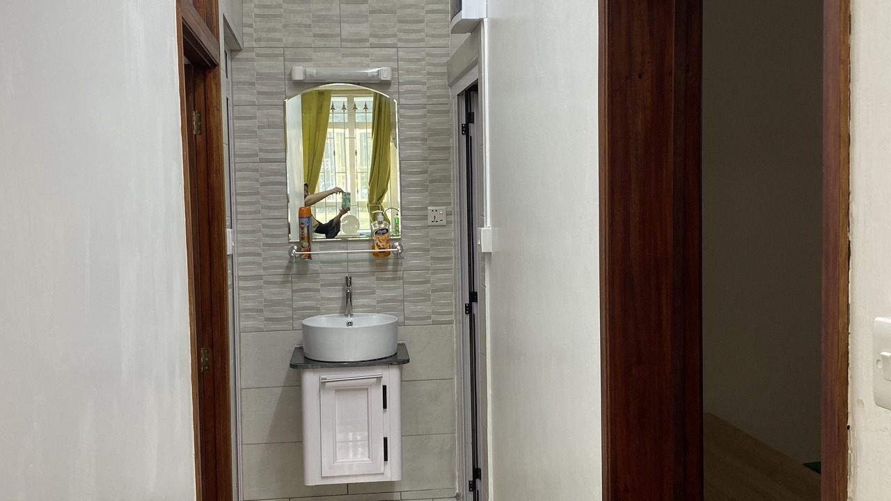 Photo of Bathroom in Port Louis