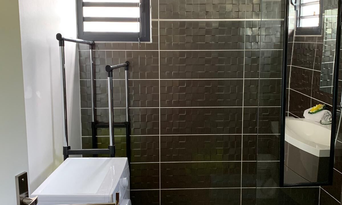 Photo of Bathroom in Damencourt