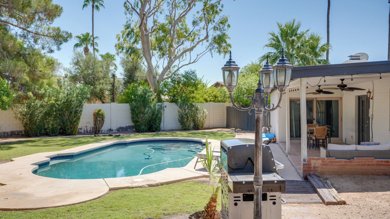Photo of Outdoor in Roadrunner Estates