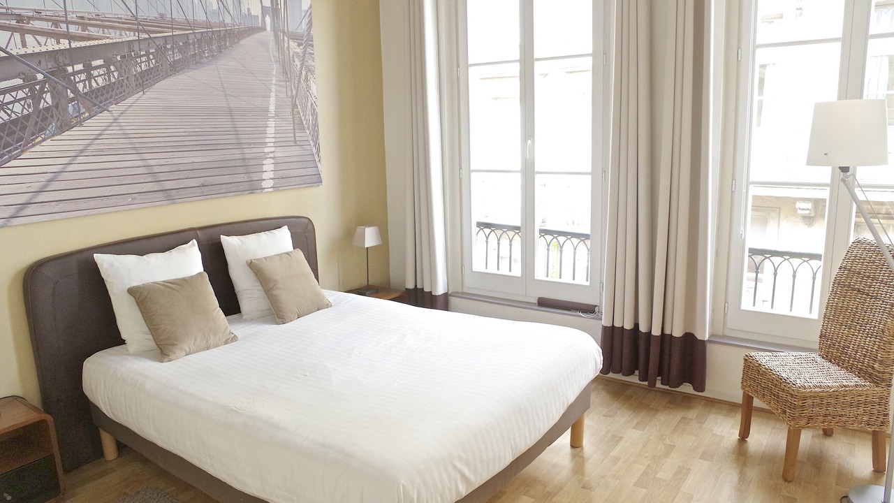 Photo of Bedroom in Hotel de Ville - Quinconces