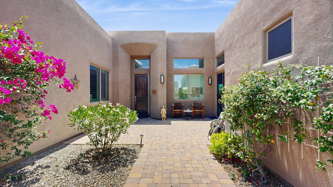 Photo of Patio Balcony in Dove Mountain