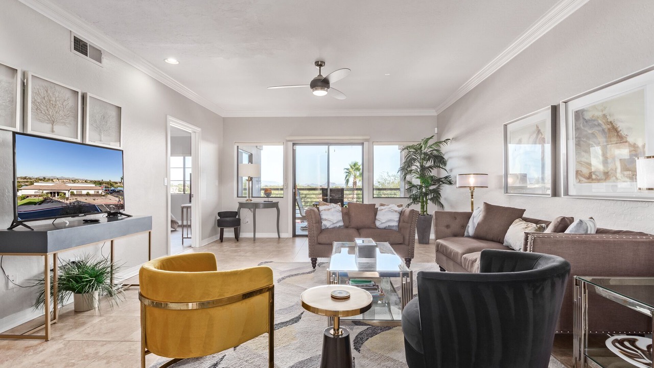 Photo of Livingroom in South Scottsdale