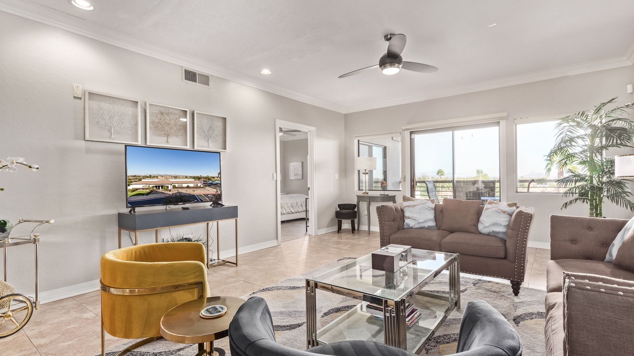 Photo of Livingroom in South Scottsdale