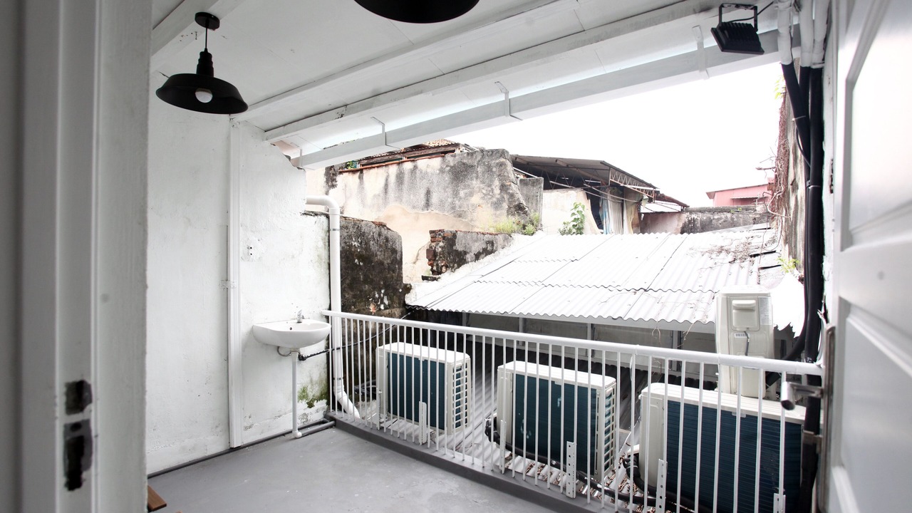 Photo of Patio Balcony in Historic George Town