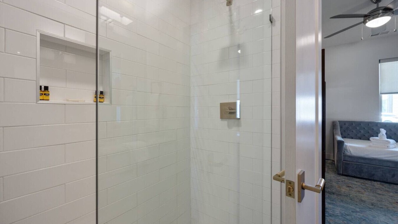 Photo of Bathroom in Hadley - Washington