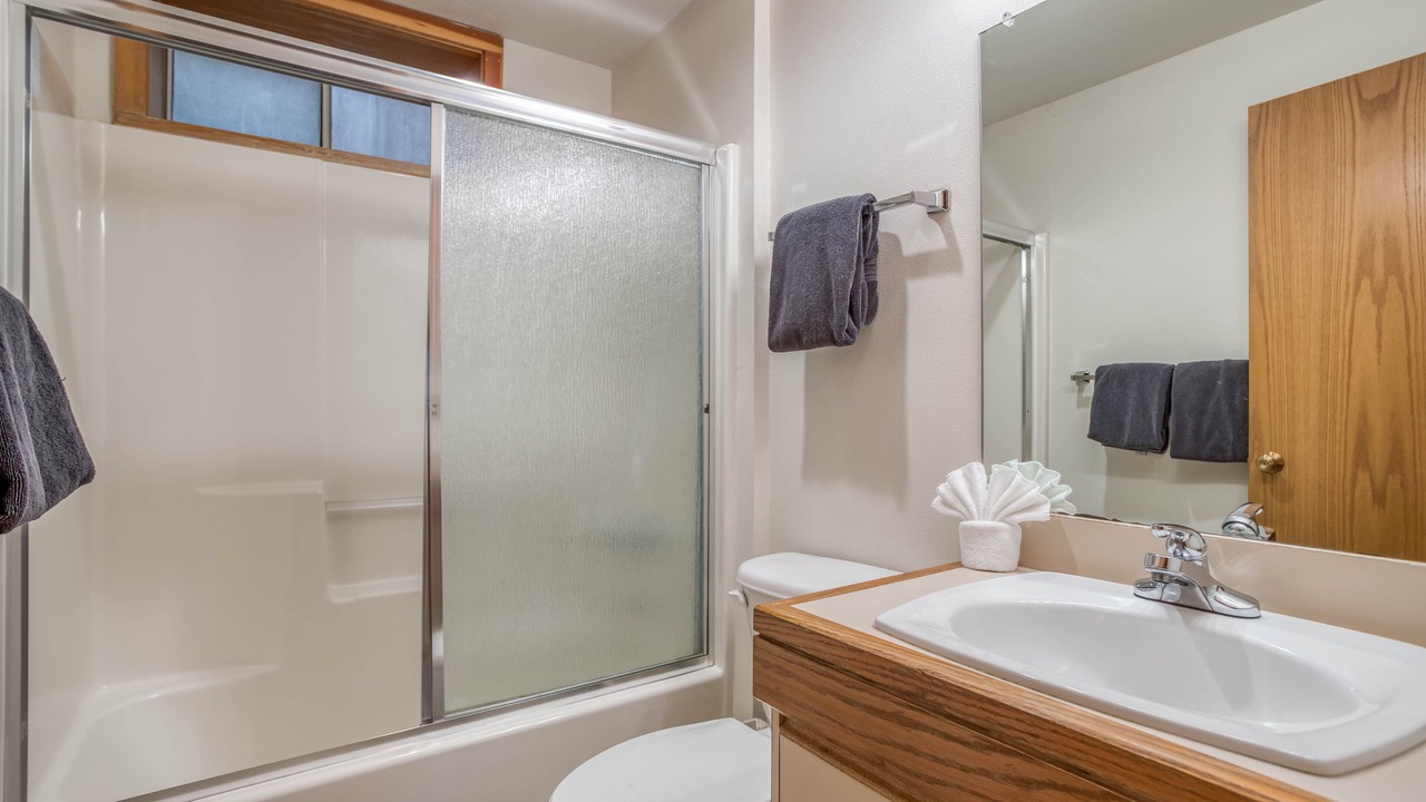 Photo of Bathroom in Manzanita