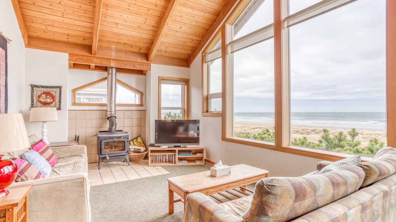 Photo of Bedroom in Manzanita